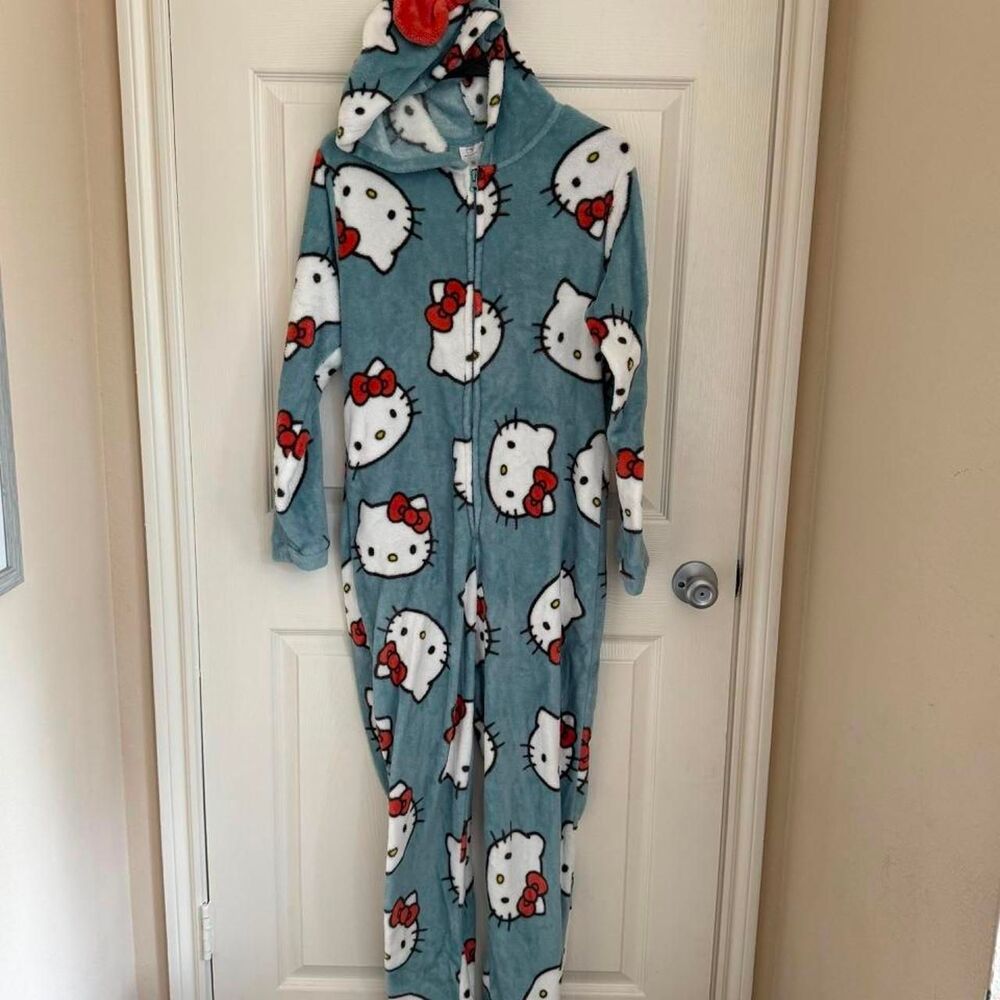 Sanrio Women's multi Sleepsuits-babygrows